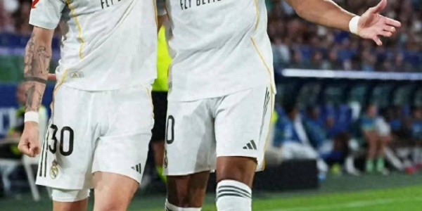 欧洲五大联赛只有4队保持全胜：皇马、利物浦、拜仁、那不勒斯