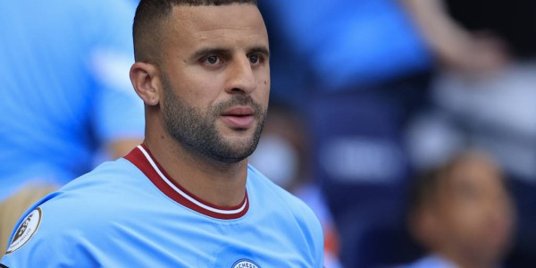 曝埃弗顿已开启沃克转会谈判 费内巴切也对其感兴趣