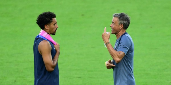 法甲巅峰对决：图卢兹主场迎战巴黎圣日耳曼