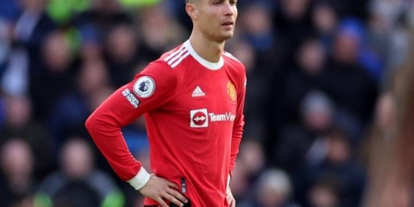 曼联旧将：不懂C罗为啥罚任意球只踢电梯球，别跟我说你行你上