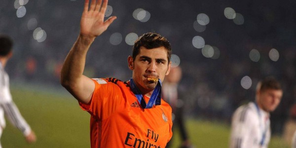 梅西领衔！人工智能评选欧冠历史最佳阵容，巴萨三人入选，左边锋名额无争议