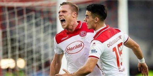 德甲冲前与争冠对冲战：沃夫斯堡主场拿分追前二，科隆客场守冠扩差距