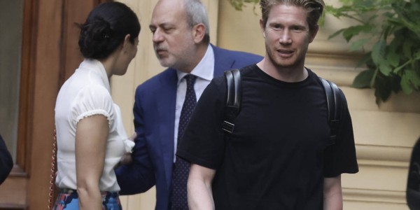 7300万英镑水货桑乔！曼联血亏甩卖2500万，尤文那不勒斯疯抢