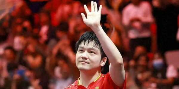 就在刚刚！1月3日传来樊振东新动态，小胖回应在德甲感受到热情与尊重