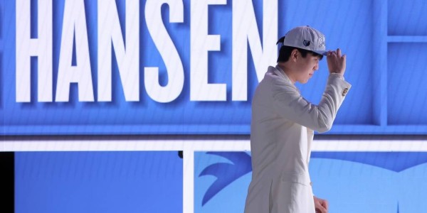 杨瀚森为何超预期被选中？开拓者内线扎堆是压力也是动力