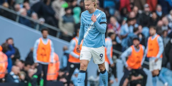 哈兰德与女友伊莎贝尔的甜蜜故事：从青训队的初识到如今的家庭生活