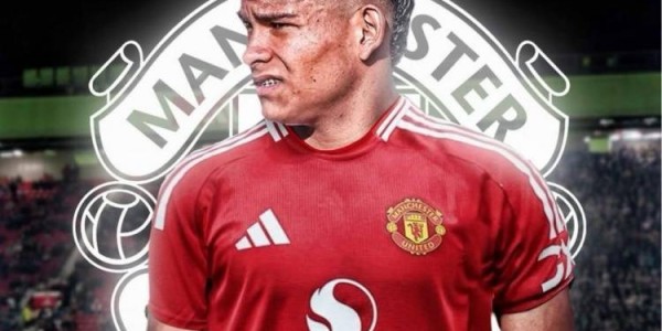 天空体育记者：迭戈-莱昂正在飞往英国，即将完成加盟曼联的手续