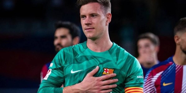 英雄迟暮！特狮与巴萨抗争非明智选择9年前逼宫成功一幕难复制