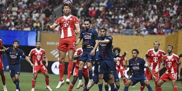 近一年与巴黎交手至少两次的球队中，唯一让巴黎吃亏的是谁？