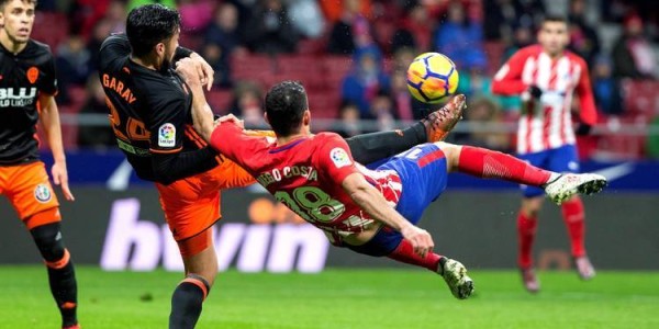 法甲深夜焦点战：雷恩 VS 里昂，中游劲旅能否阻击联赛豪门？