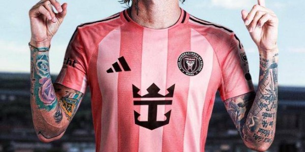 1夜3笔转会！利物浦大手笔意甲冠军送走当家前锋德保罗联手梅西