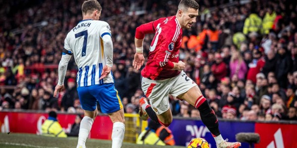 曼联4-2布莱顿！可怕的不是取得三连胜，而是球迷赛后的表态