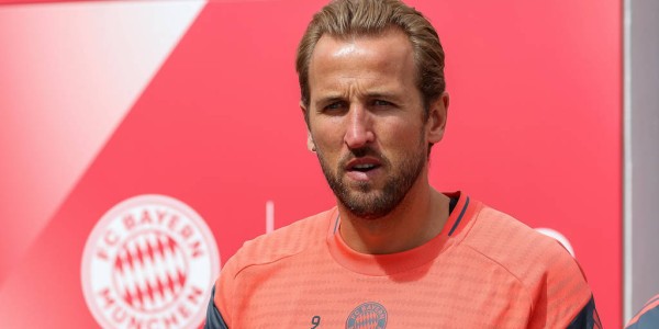 拜仁德甲首轮前夕：凯恩与莱默尔缺席合练，球队战术布局或受影响