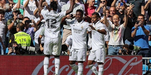 皇马右路警报拉响！梅西接班人预定主力，欧冠功臣只能看饮水机？