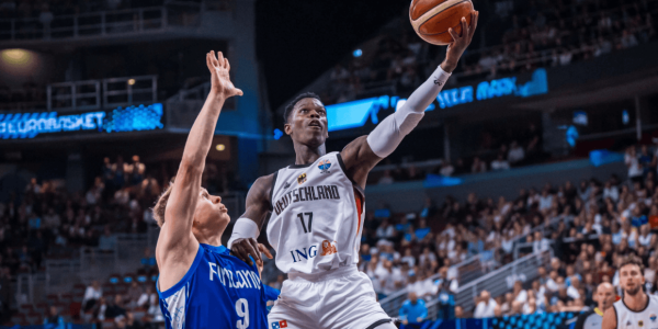 欧洲杯半决赛:施罗德26+12小瓦22分 德国降服芬兰