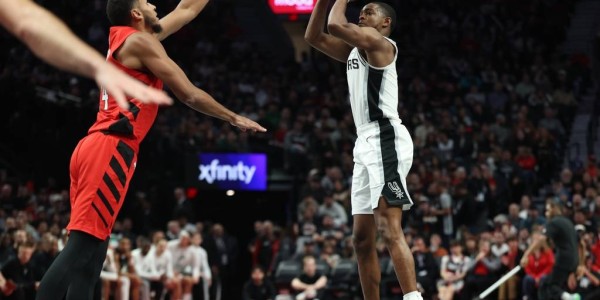 杨瀚森1分钟1板福克斯37+6+8 开拓者不敌马刺