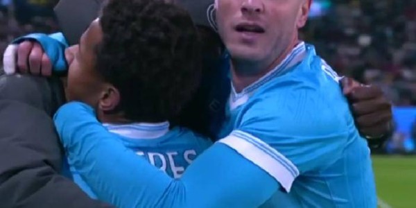 一场0-2！让AC米兰无退路了：杯赛全出局，意甲不夺冠=三大皆空