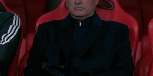 经济实惠1-0+15轮不败，恭喜穆里尼奥，但想冲冠难度仍很大：8分