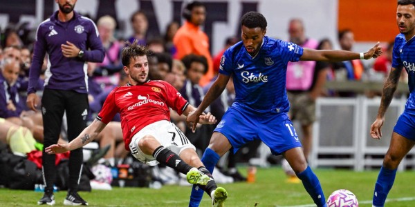 费尔南德斯直言不讳：曼联平局背后的懒散真相