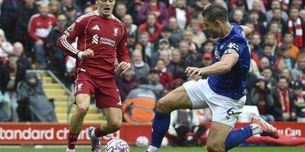 林良锋：“端水大师”斯洛特，巧妙轮换滴水不漏