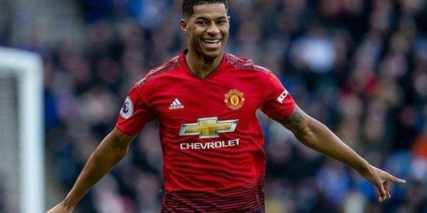 迟到2分钟弃用？拉什福德巴萨12场造9球反击曼联：降薪300万欧也值