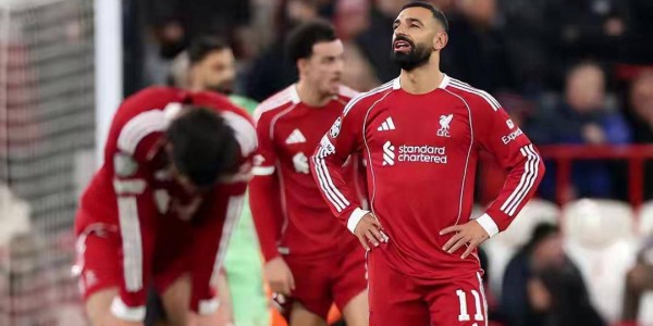 欧冠小组赛第五轮利物浦主场1-4惨败埃因霍温，迎来三连败困境