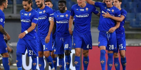 紫百合主场亮剑？意甲对决：佛罗伦萨能否击碎罗马客场不败金身？