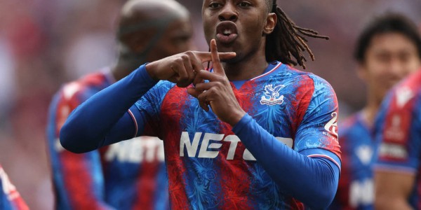 曝阿森纳与水晶宫商谈埃泽转会 对方要价6800万英镑