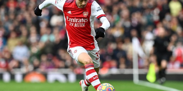 大巴黎登顶！FIFA最新俱乐部排名，巴萨稳居前三，皇马仅第七