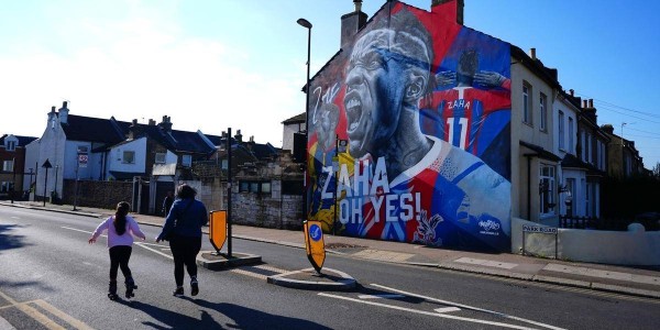 欧协联-水晶宫5-0费德列斯达：踢这个杯，老鹰很伤悲|前瞻