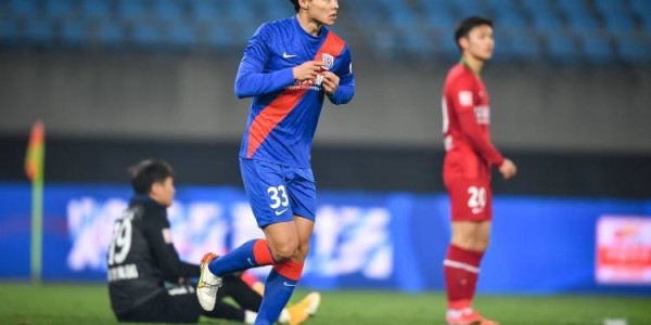 媒体人：申花角球绝对是阿森纳真传，变化路数像打出的争议也像