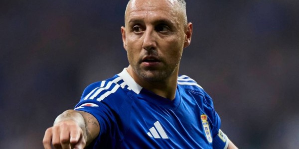 浪子归巢终圆梦！40岁卡索拉重返西甲，他是奥维耶多真正的王