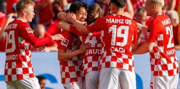 德甲情报：美因茨中场大将停赛，门兴周中杯赛消耗较大