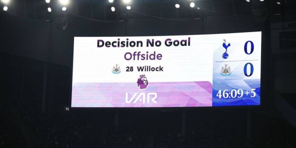 为什么英超球队在欧冠中似乎如此轻松：五个原因解码