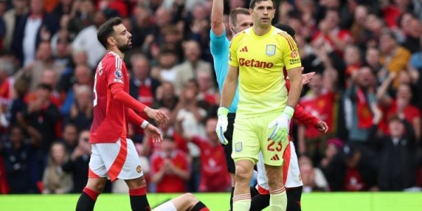 记者：曼联、马竞近几周考察了大马丁，球员想踢欧冠