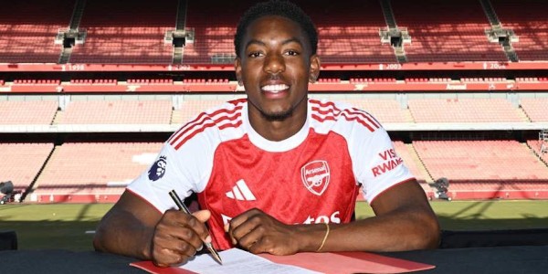 阿森纳长期合同锁定未来核心，青春指数仅次小老虎沃尔科特