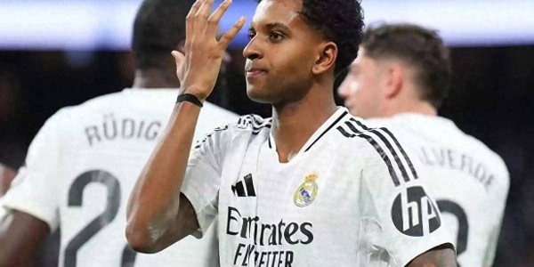 耻辱赛季后的推倒重建：皇马夏窗大清洗，三大球星的告别序曲