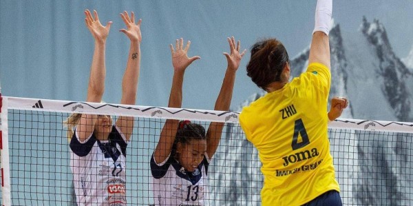 上届意甲冠亚军输球！朱婷10分无缘决赛，边攻低迷科内新赛季首败