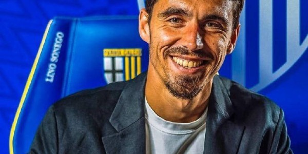 “年少有为”29岁西班牙少帅奎斯塔挑战意甲，创纪录执教帕尔马