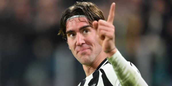 AC米兰锋线迎来弗拉霍维奇加盟，意甲金靴待官宣！