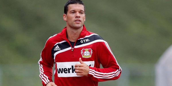 德甲两场重磅对决：弗赖堡主场强势可期，美因茨迎战劲敌斯图加特