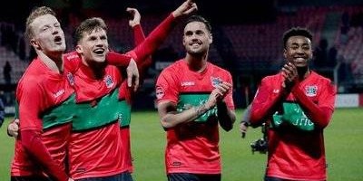 荷甲对决：特温特主场迎战埃因霍温，中下游与上游的实力博弈