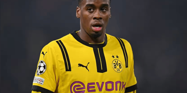 吉滕斯留守多特，切尔西转会计划落空