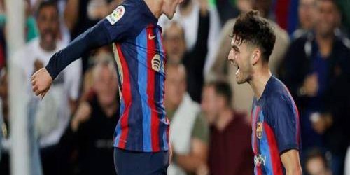 凌晨3点半巴萨出战！冲击西甲2连胜，433新阵曝光，莱万德容替补