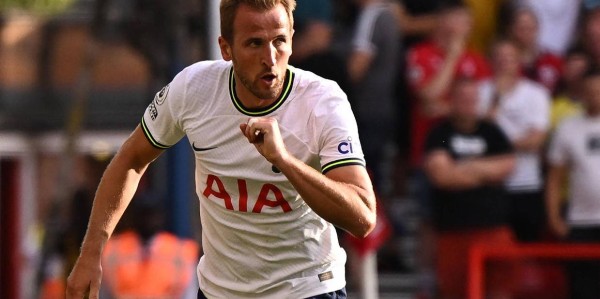 凯恩9月统治级表现获拜仁官方认可，当选队内最佳