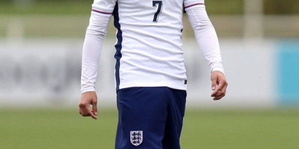 曼联阻止青训新福登过早首秀！担心重蹈青木覆辙，目前不适合登场