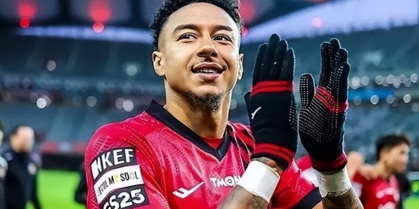 亚冠申花VS首尔名单出炉，英超曼联球星首发！于汉超缺阵，CCTV5不转，2平台直播