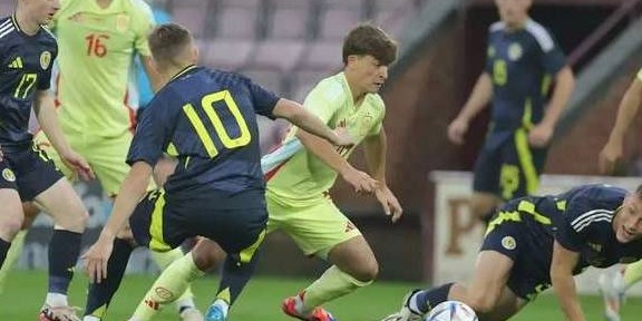 西甲又一俱乐部加入巴萨新星争夺战