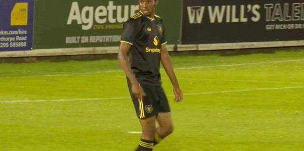 曼联单场10球小妖恐走人！盛名之下其实难副，难在阿莫林麾下成功