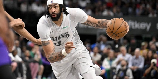 浓眉赛季中遭遇视网膜脱落 目前已接受修复手术